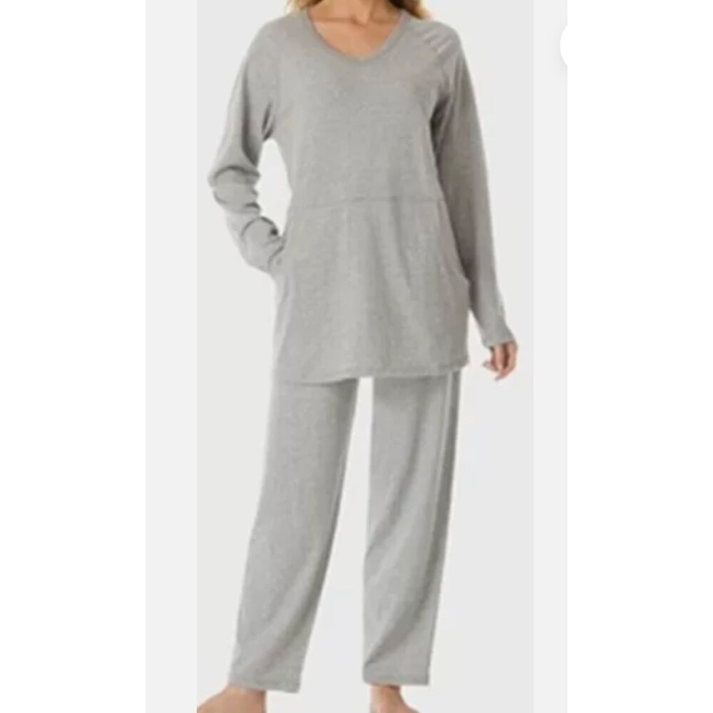 Dream Co. PJ Set Long Sleeve Top Elastic Waist Pants Light Gray Size Medium